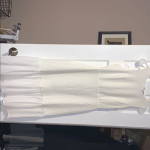 Lulu’s white midi dress